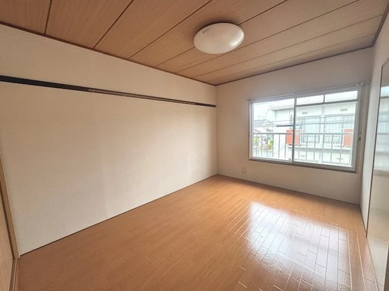 スカイハイツ A棟