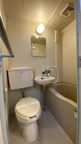 ファミーユK B棟