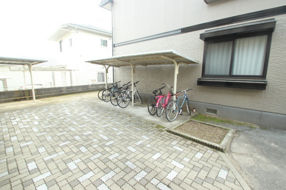 グランデージKM A棟