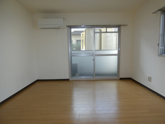 メゾンサンシャイン