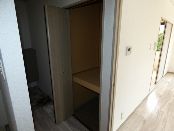 シェアードハイツ津高B棟