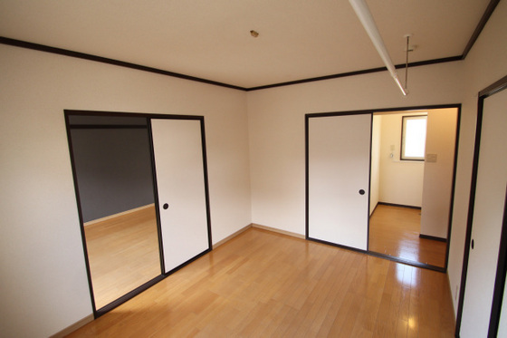 エスポアール B