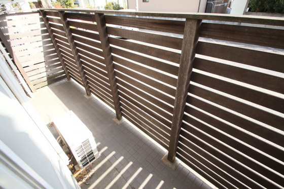 エスポアール B