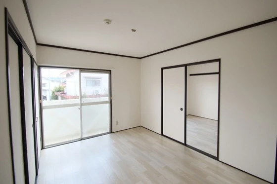 エスポアール B