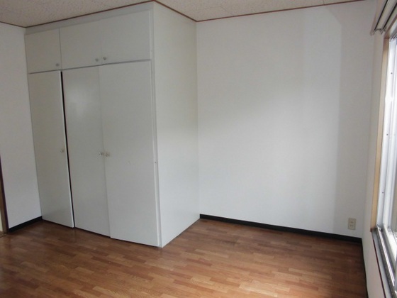 安田コーポ2号棟