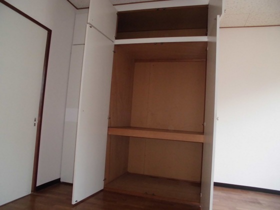 安田コーポ2号棟