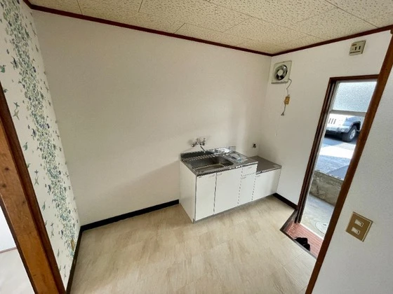 コーポモザン101