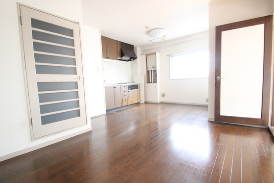 メゾンアルカディア