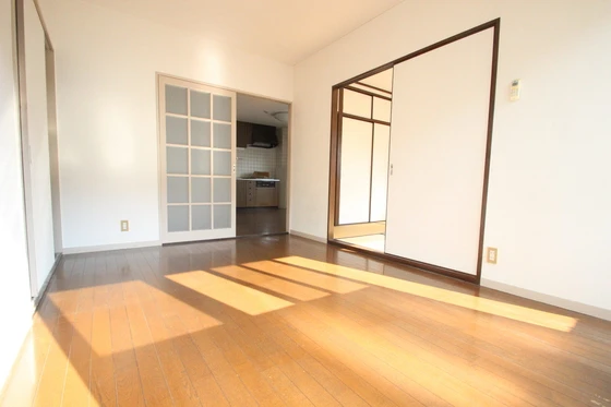 メゾンアルカディア