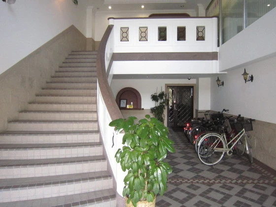 メゾンアルカディア