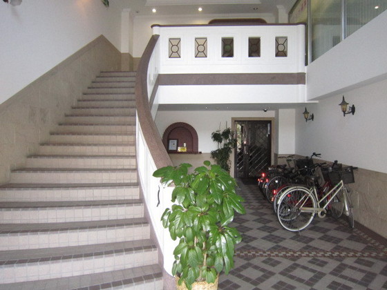 メゾンアルカディア