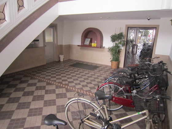 メゾンアルカディア