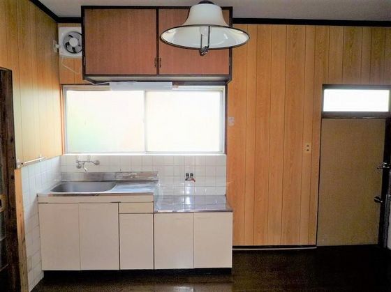 佐藤一戸建て(倉富134)