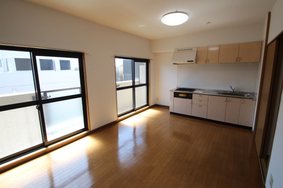 サンライト富田