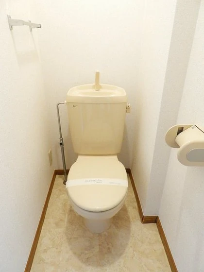 フラワーヒルズ B