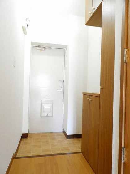 フラワーヒルズ B