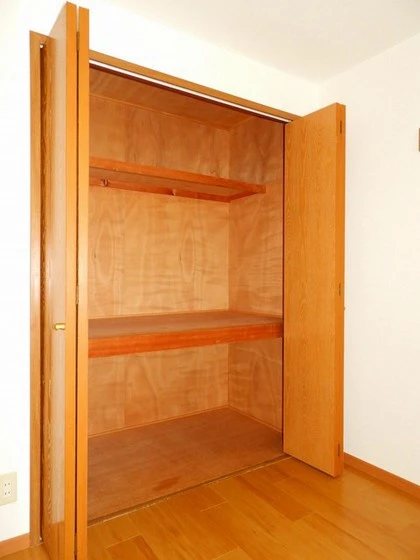 フラワーヒルズ B