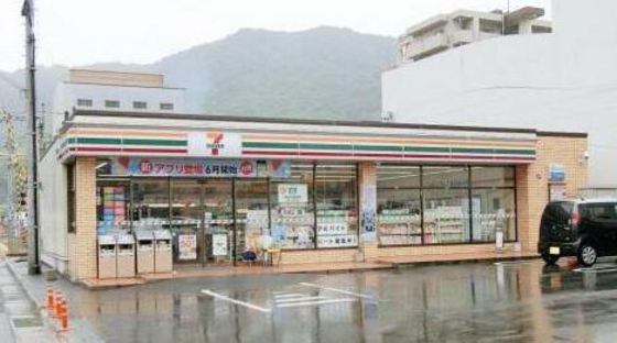 フラワーヒルズ B