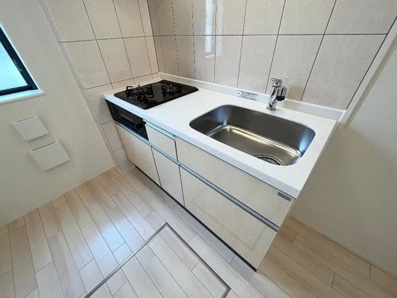 アン・ソン・ドュー