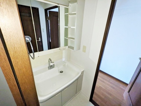 ラヴニール東島田