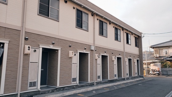 レオネクスト倉富