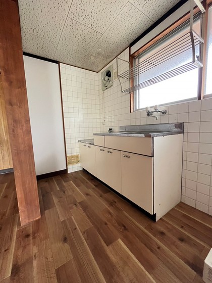 伴東7丁目戸建て