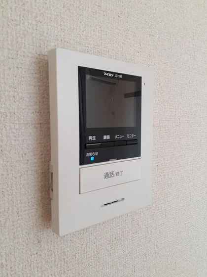 ウエスト・リバ-