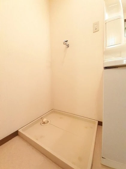 ウエスト・リバ-