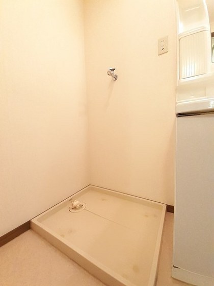 ウエスト・リバ-