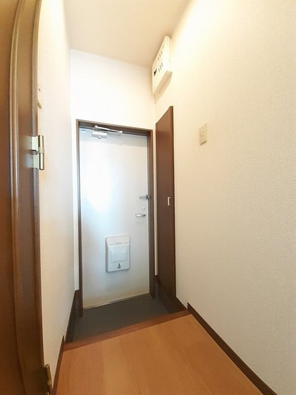 ウエスト・リバ-