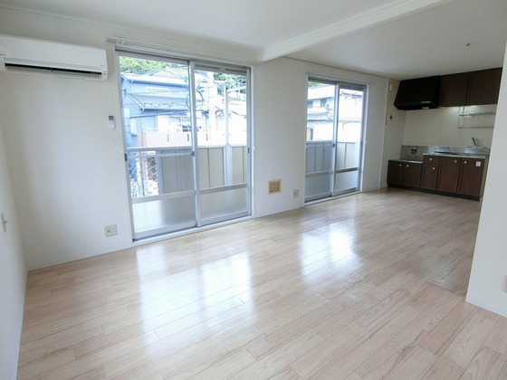 レヂデンス岡田 B