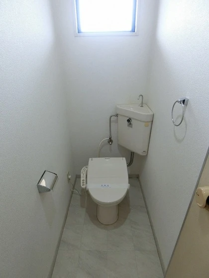 レヂデンス岡田 B