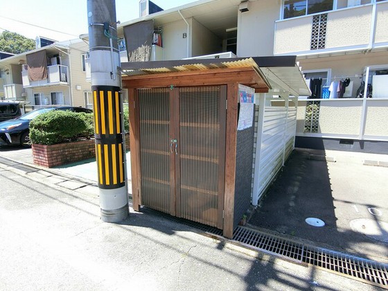 レヂデンス岡田 B