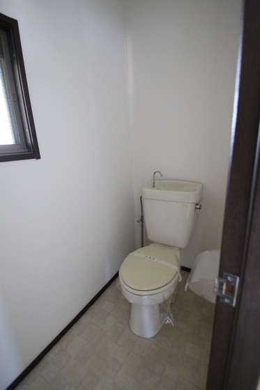 ひかりハイツ A