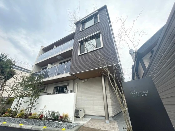 シャーメゾンプレシャス祇園