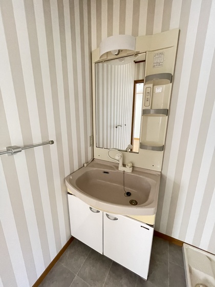 浅野メゾネット