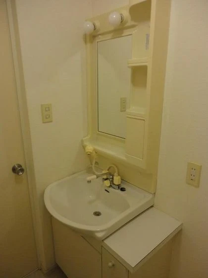 メゾンサンシャインB