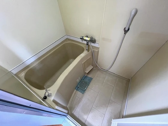 レクサス十日市Ⅱ