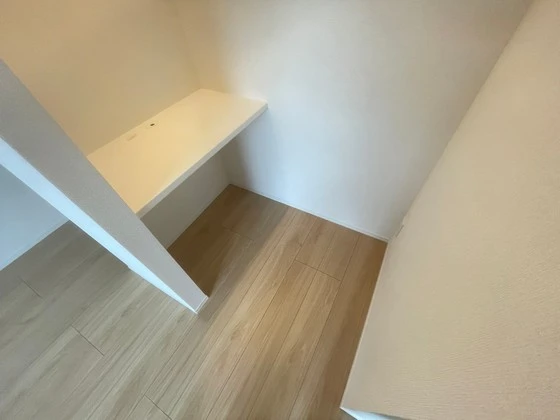 グリシーヌ串戸