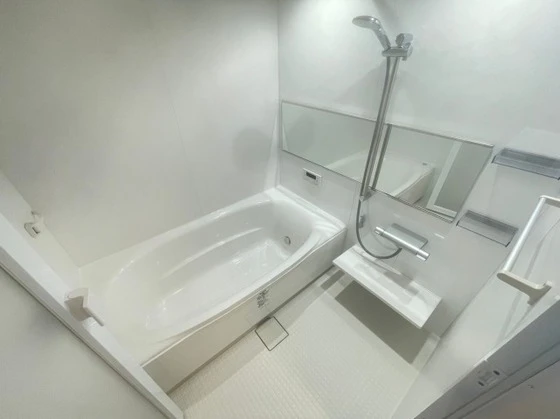 グリシーヌ串戸