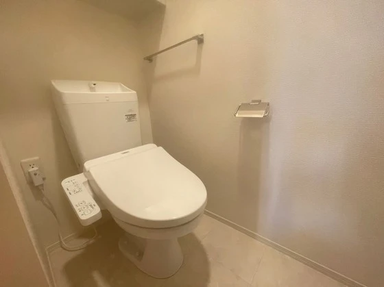 グリシーヌ串戸