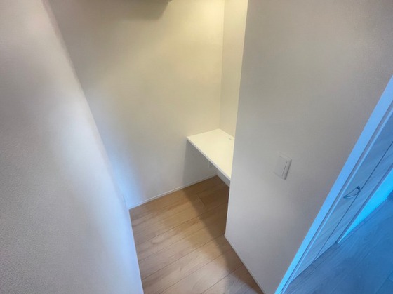 グリシーヌ串戸