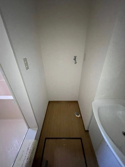 エントピア小山 A