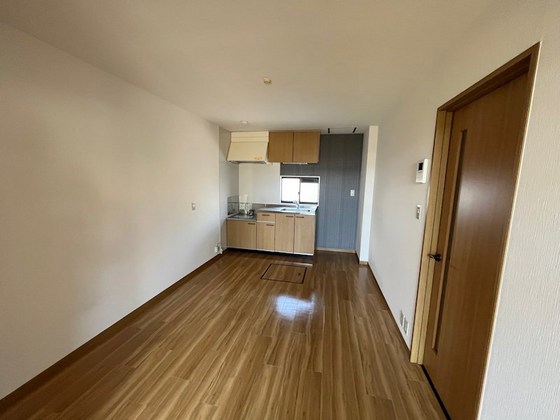 エントピア小山 A