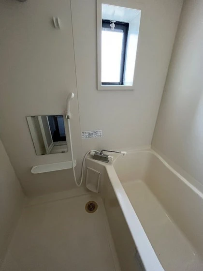 エントピア小山 A