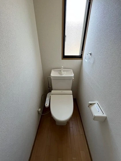 エントピア小山 A