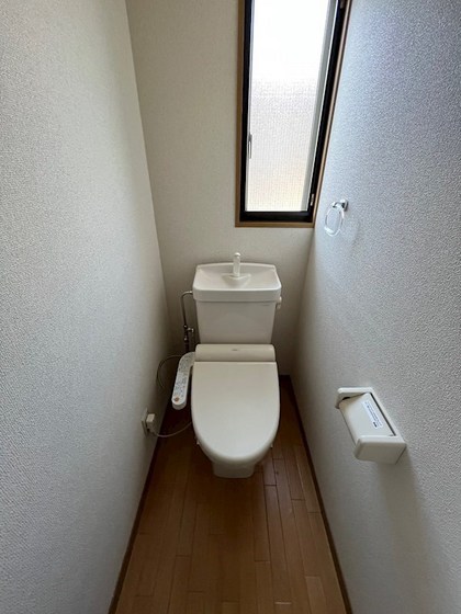 エントピア小山 A