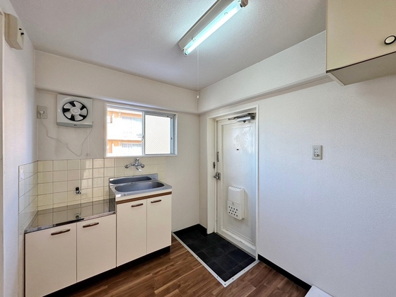 ラ・パルテール福富 弐番館