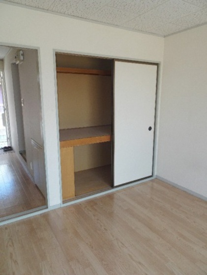 パークサイド富田B