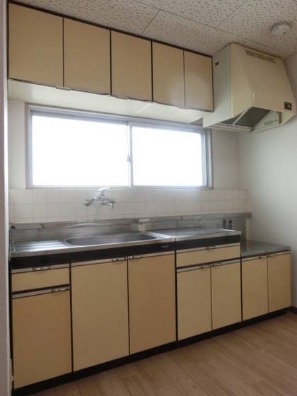 プレアール春日町